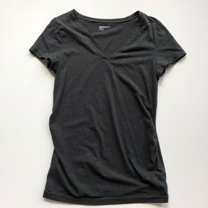 Gap Maternity Pure Body V-neck tee